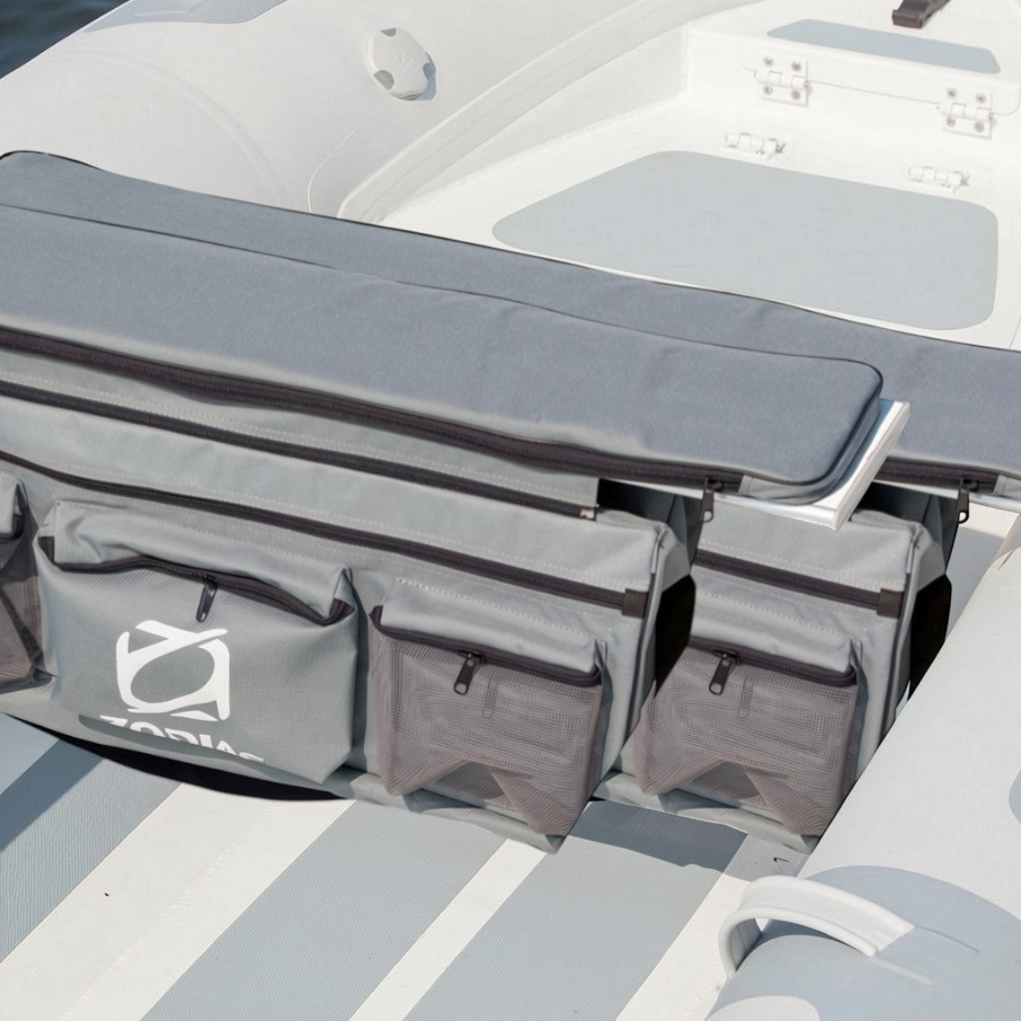 Zodiac Online Shop Z61860 grijze banktas van 95 cm met opbergvakken voor op een rubberboot zitplank