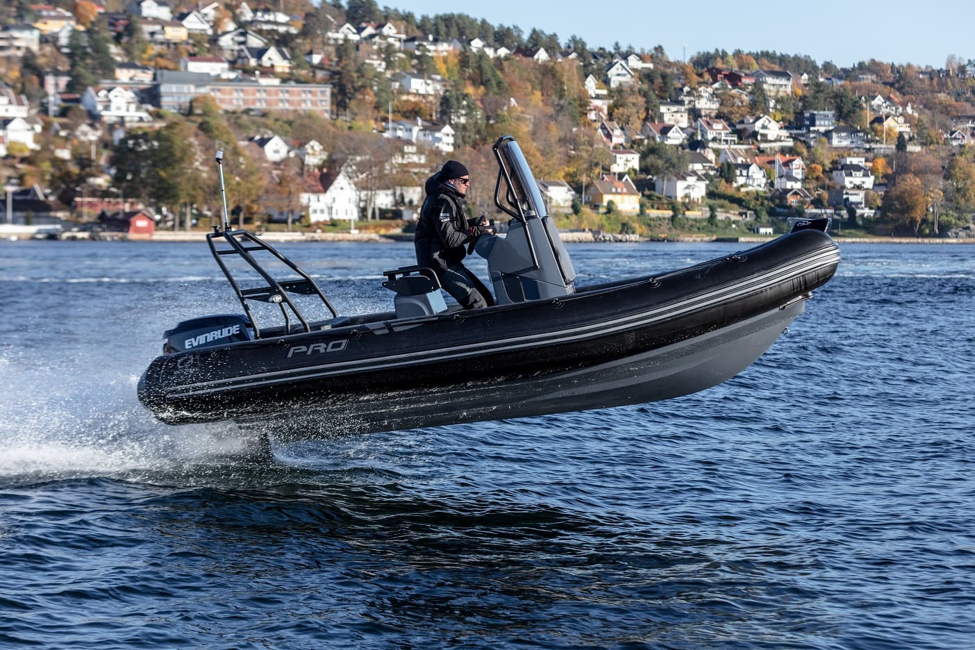 Anleitung zum Anbringen von Zodiac Neopren-Hypalon-Klebstoff